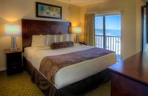 Treasure Island Hotel | Right On The Beach! 4 Serene Units, Pool & Hot Tub, Beach Bar, Free Parking
