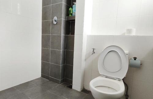 Jenjarom House | Rimbayu Homestay 12 - Quayside Mall - Kota Kemuning