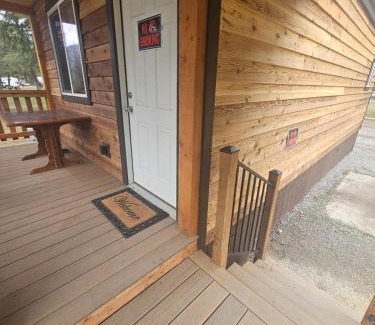 Thompson Falls Hotel | Rimrock Lodge LLC