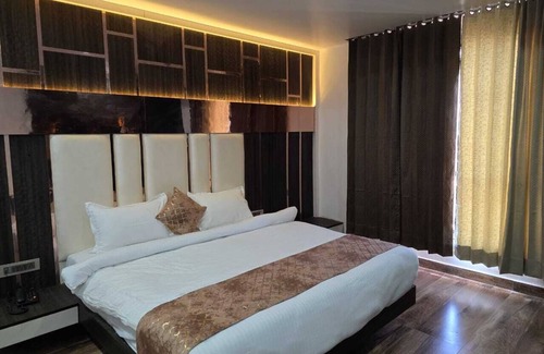 Mughal Sarai Hotel | Ringus Luxury Line