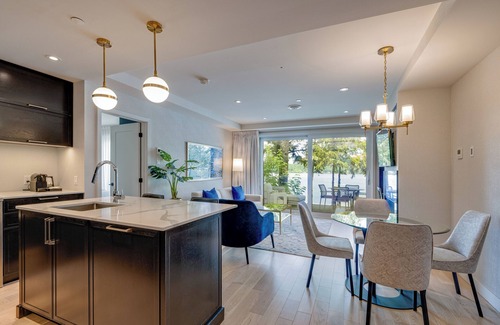 Ayers Cliff Hotel | Ripplecove Hotel & Spa