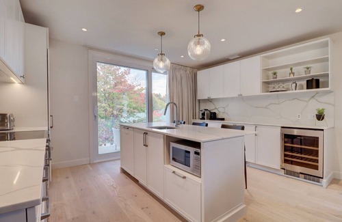 Ayers Cliff Hotel | Ripplecove Hotel & Spa