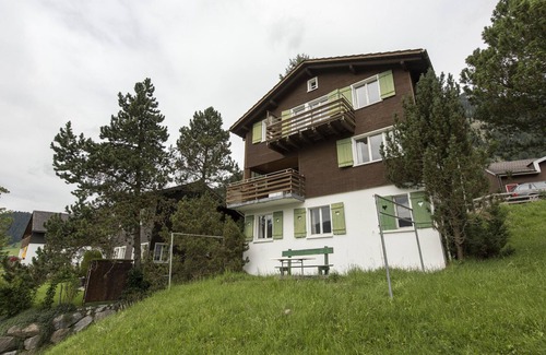 Wildhaus Ski Chalet | Ritornell 8-room holiday home with view on the Toggenburg mountains