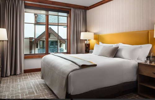 Vail Hotel | Ritz Carlton-Charming 2-bedroom hotel in perfect Vail