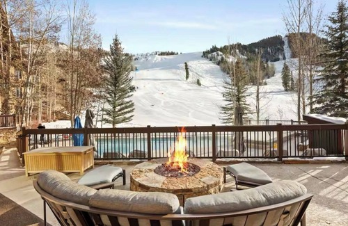 Aspen Condo | Ritz Carlton Luxury Condo in Aspen Highlands - Ski-in/Ski-out