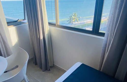 Cruz das Almas Hotel | Ritz Suítes Flat de Temporada beira mar