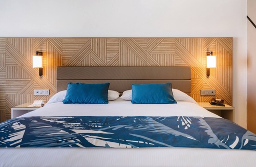 Costa Mujeres Hotel | RIU Latino - Adults Only - All Inclusive