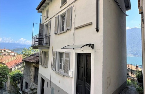 Colonno House | Riva House Colonno - Lake Como