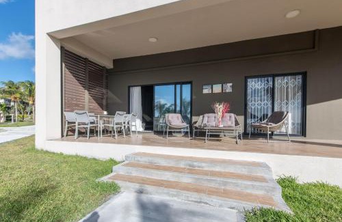 Flic-en-Flac Apartment | Riva Sagara by IHR