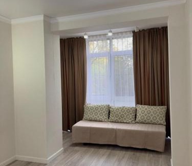 Otegen Batyra Apartment | River Apart