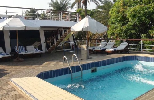 Cairo Hotel | River Boat - Triple Room