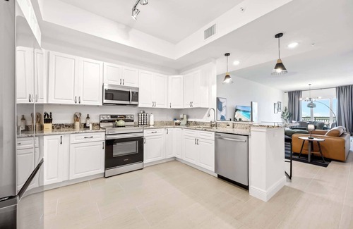 Merritt Island Condo | RIVER FLY-IN: Luxury Condo w/Views & Amenities