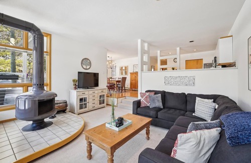 Frisco Condo | River Glen 107C-Downtown Frisco Condo-onsite Hot Tub!