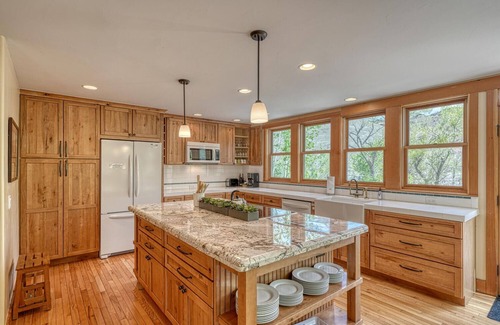 Salida House | River House Downstream: Beautiful Remodeled Home! Steps to Downtown!