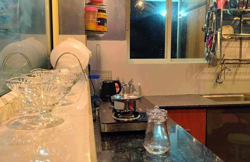 Thalassery Cottage | River view Family Room, A1 Suite-Bar chair, Ac, Kitchen, Wi-Fi