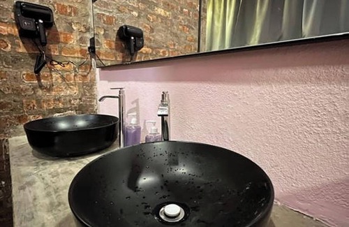 Kampung Sungai Buaya House | Riverbank Dungun Guesthouse & Cafe