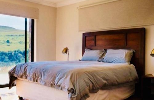 Emakhazeni House | Riverbend on Komati