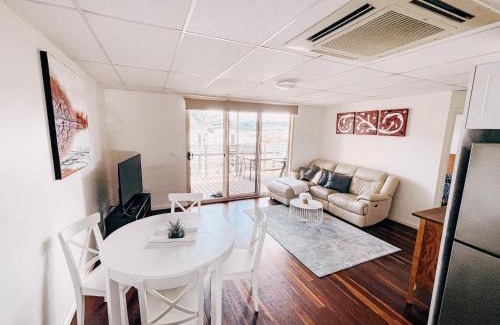 Brooklyn Apartment | Riverfront Dream on the Hawkesbury - Water View