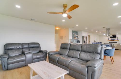 Ruskin House | Riverfront Ruskin Home with Boat Dock, 1 Mi to Beach