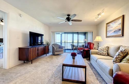 Bouchelles Island Apartment | Riverfront views Watch the dolphin play in this Riverfront Bouchelle Condo ~ 462 Bouchelle 202