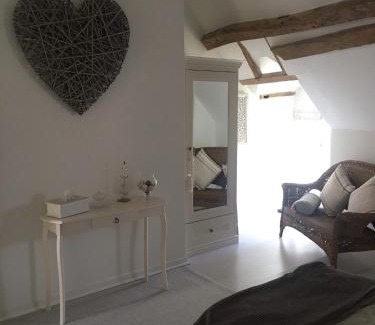 La Trimouille House | Riverside Barn