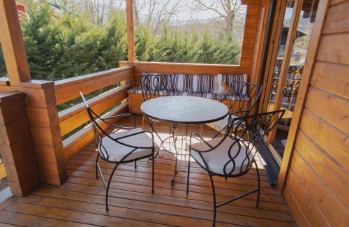 Karpenisi Ski Chalet | Riverside Forest Retreat-Chalet