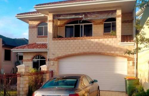 Bicton House | Riverside Location near water and Golf Course