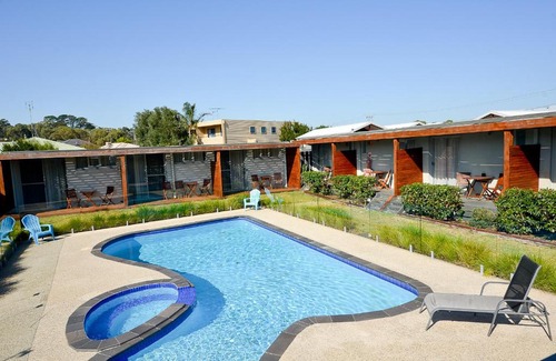 Ocean Grove Hotel | Riverside Ocean Grove