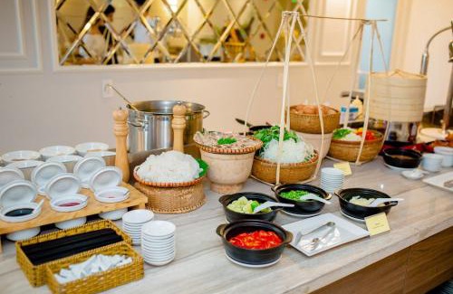 Quang Yen Hotel | Riverside Quảng Yên Hotel