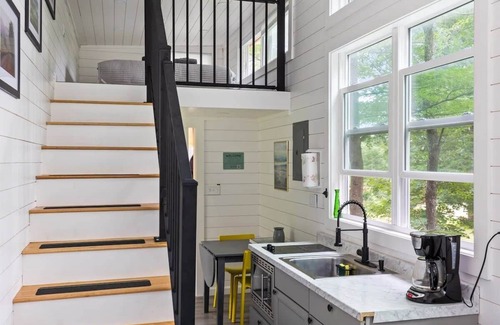 Johnson Cabin | Riverside Tiny House with hot tub near Stowe