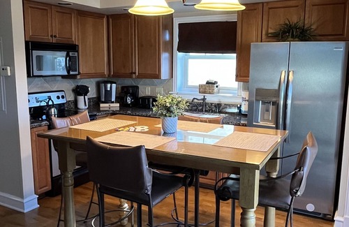 Pigeon Forge Condo | RIVERSTONE RESORT-1 BED/1 BTH LUX CONDO-OCTOBER SPECIALS- 149-179 PER NIGHT!