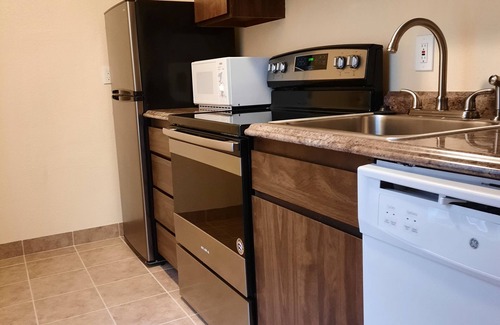 Clarkston Hotel | RiverTree Inn & Suites