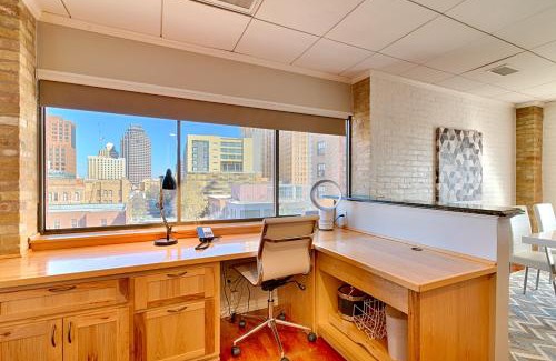 Main - Military Plaza Hotel | Riverwalk Plaza Hotel
