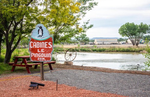 Delta House | Riverwood Inn Hotel Grand Kitchenette Suite