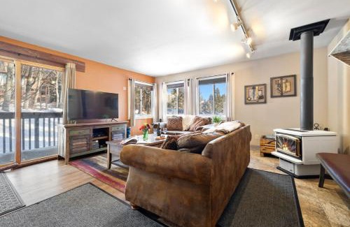 Teton Village Apartment | RMR: Sleeping Indian West 1 Condo in Teton Village