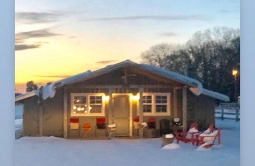 Wingina Cabin | RNF Virginia's hottest destination getaway! Robbin's Nest Farm!