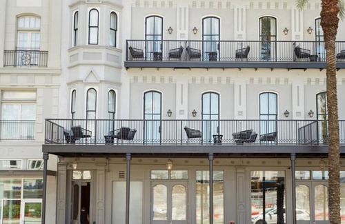 Central Business District House | Roami at Canal Quarters | Suite w/Balcony