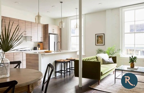 Central Business District House | Roami at St. Charles | 1 Bedroom