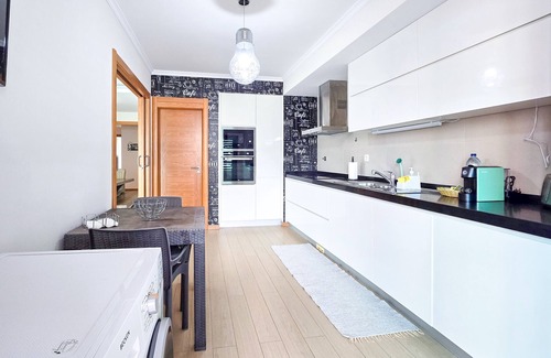 Praia da Rocha Apartment | Rocha Prime Beachside Bliss Apartment