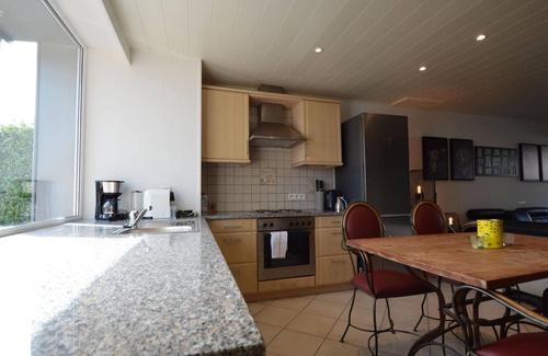 Rochehaut House | Rochehaut Hideaway With Tub