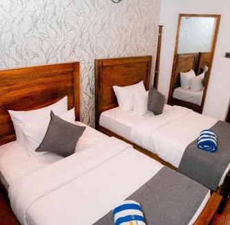 Pinnawala Hotel | Rock Garden Villa Pinnawala