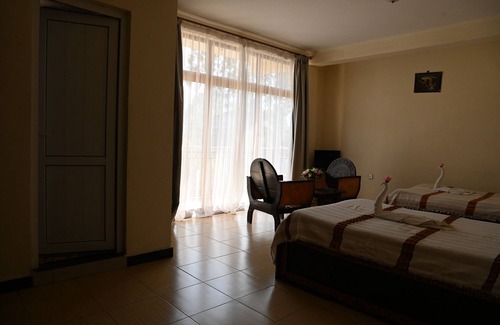 Nifas Silk-Lafto Hotel | Rock Land Guest House