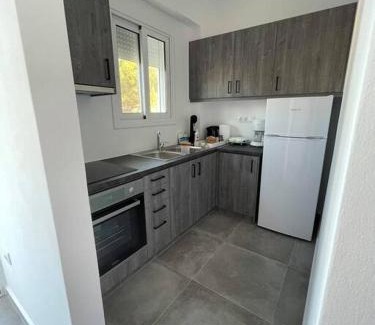 Ermionida Apartment | Rock N Sun - Brand new apartment in Ermioni