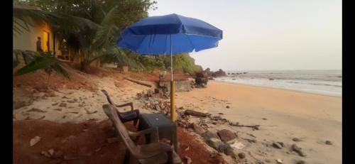 Kannur House | Rocks beach house