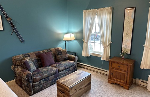 Mercersburg Condo | Rockwell Suite #104 at The Inns of Whitetail