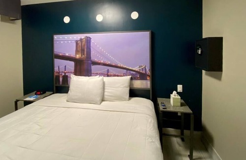 Rochdale Hotel | Rodeway Inn Near JFK Airport