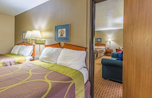 St. Joseph Hotel | Rodeway Inn Saint Joseph