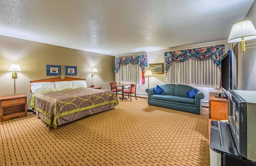 St. Joseph Hotel | Rodeway Inn Saint Joseph
