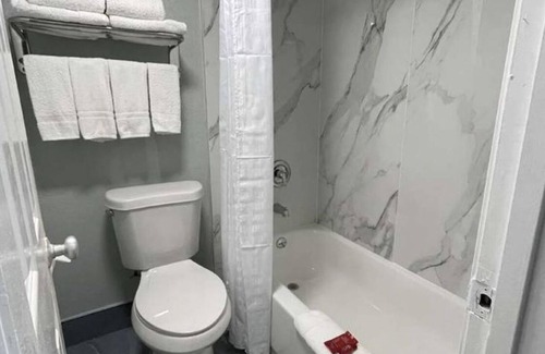 Tobin Hill Hotel | Rodeway Inn San Antonio Downtown