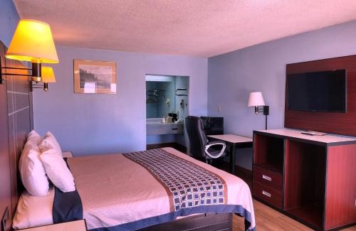 Richland Hotel | Rodeway Inn